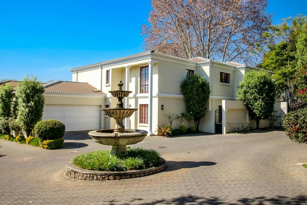 Property photo 1 of 34 Hp1326361