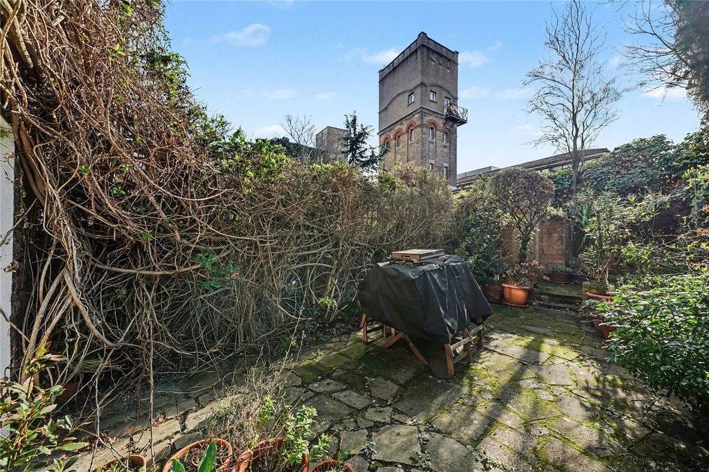 Property photo 3 of 27 Picture No. 95