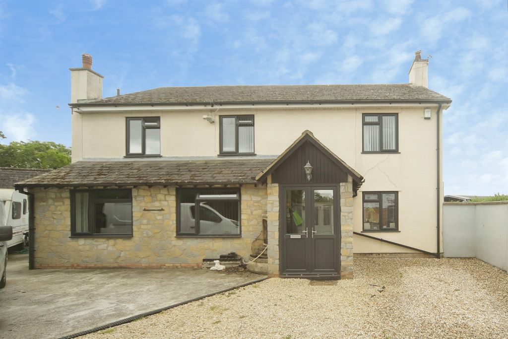 Property photo 1 of 20