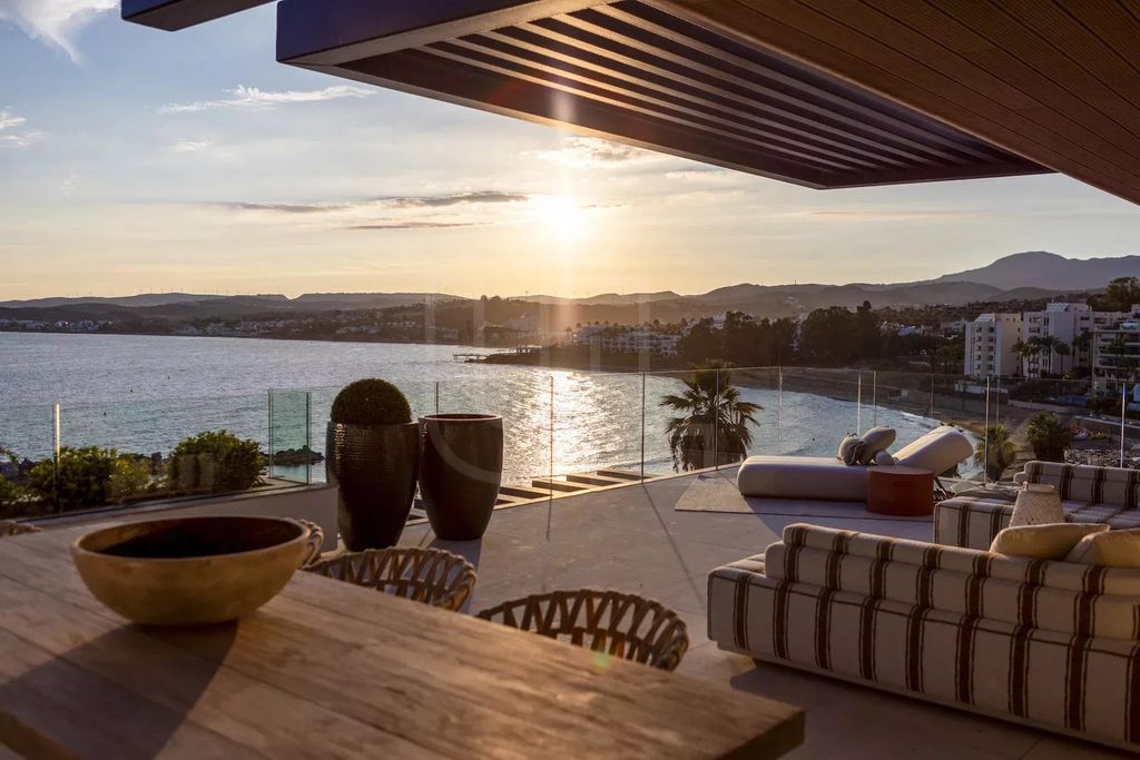 Property photo 3 of 59