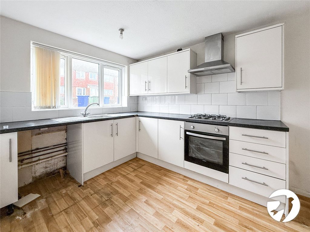 Property photo 3 of 7 Picture No. 05