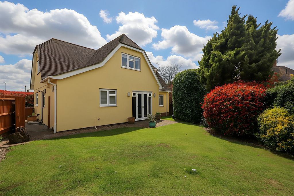Property photo 1 of 15