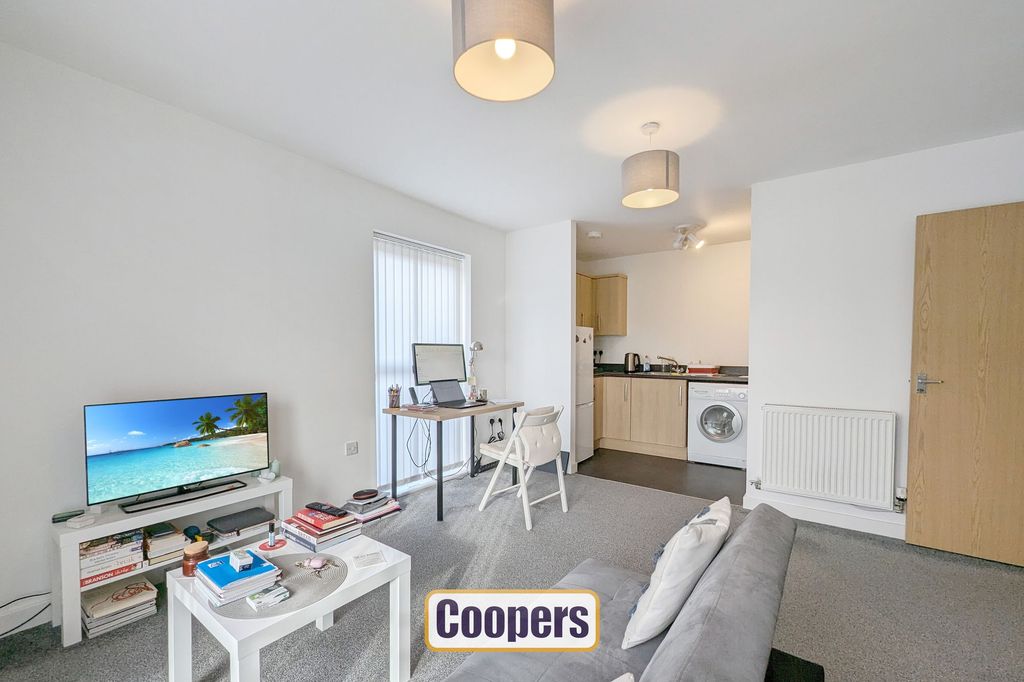 Property photo 3 of 15