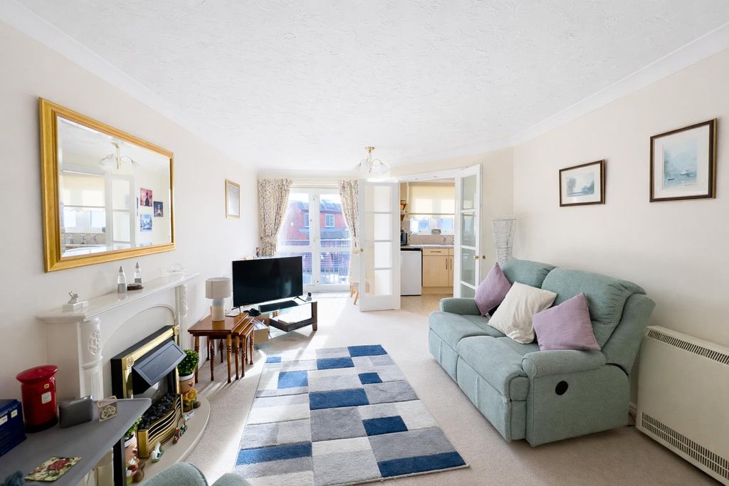 Property photo 3 of 15 Lounge 2.Png