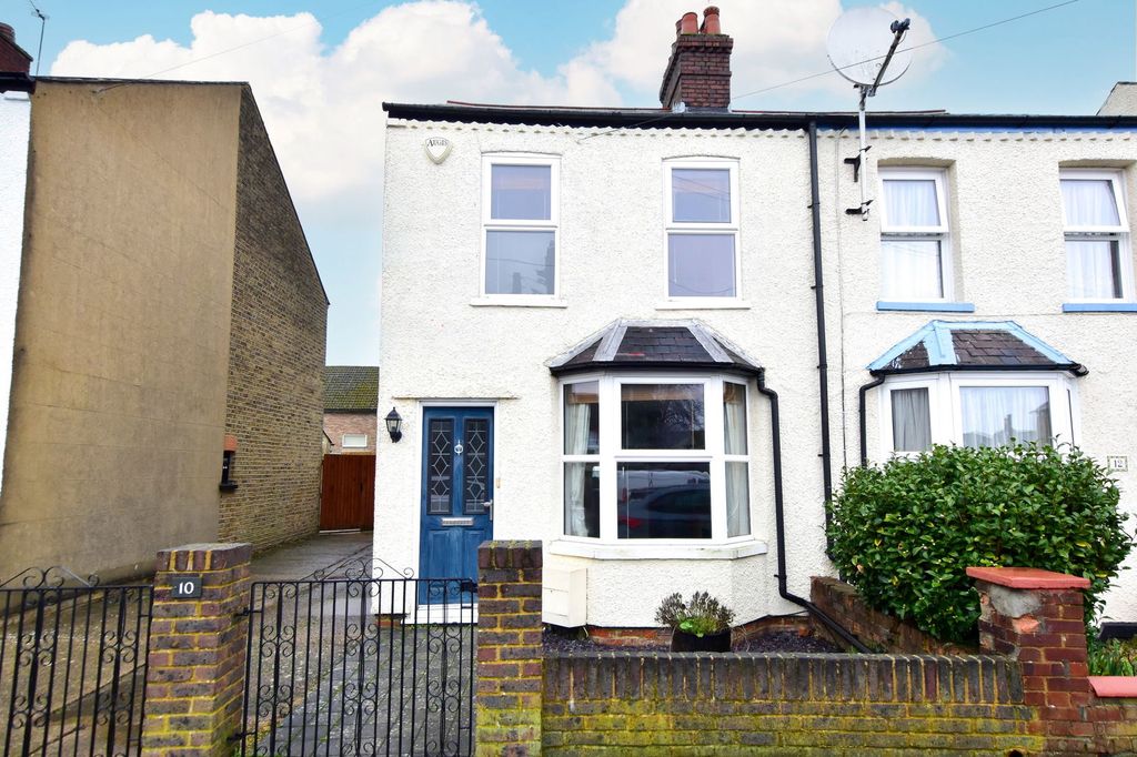 Property photo 1 of 21