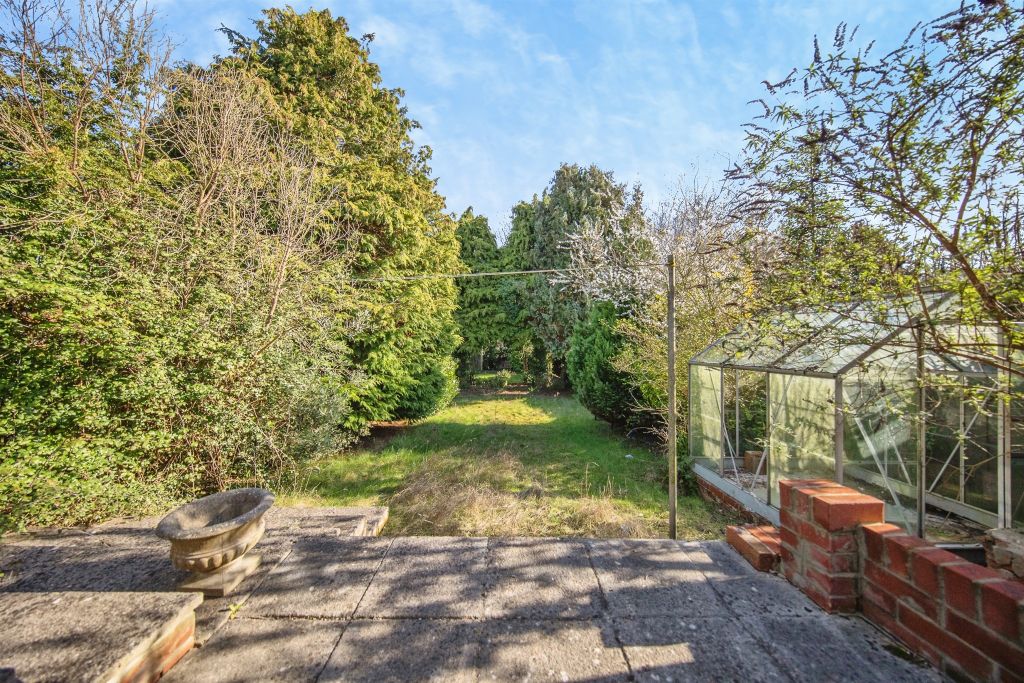 Property photo 3 of 18