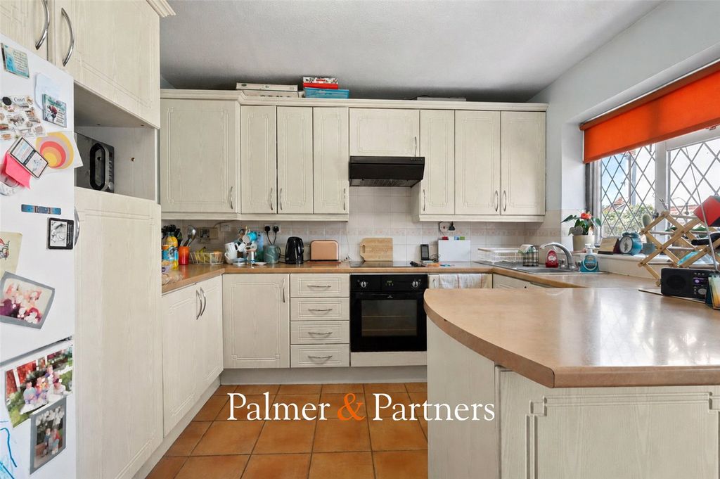 Property photo 2 of 20 Picture No. 05