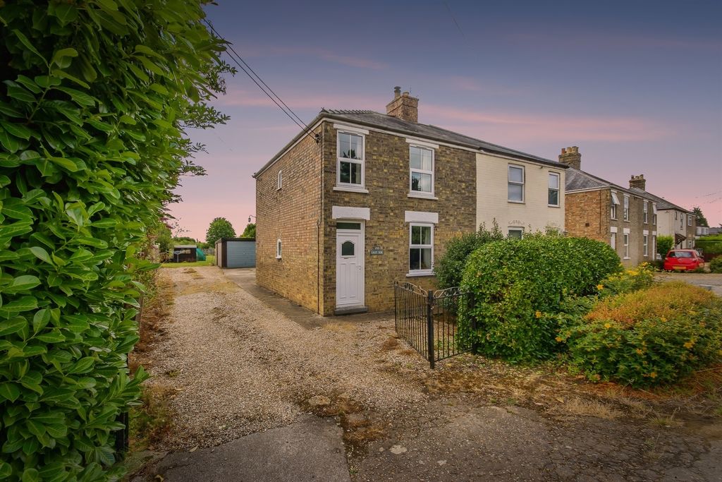 Property photo 1 of 24