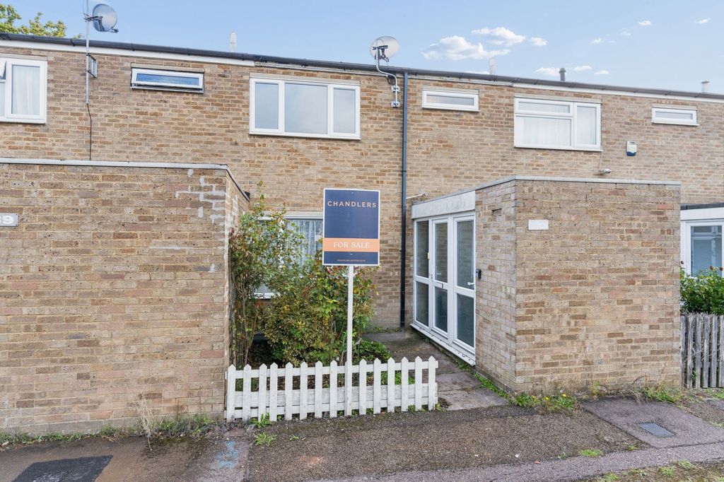 Property photo 1 of 18