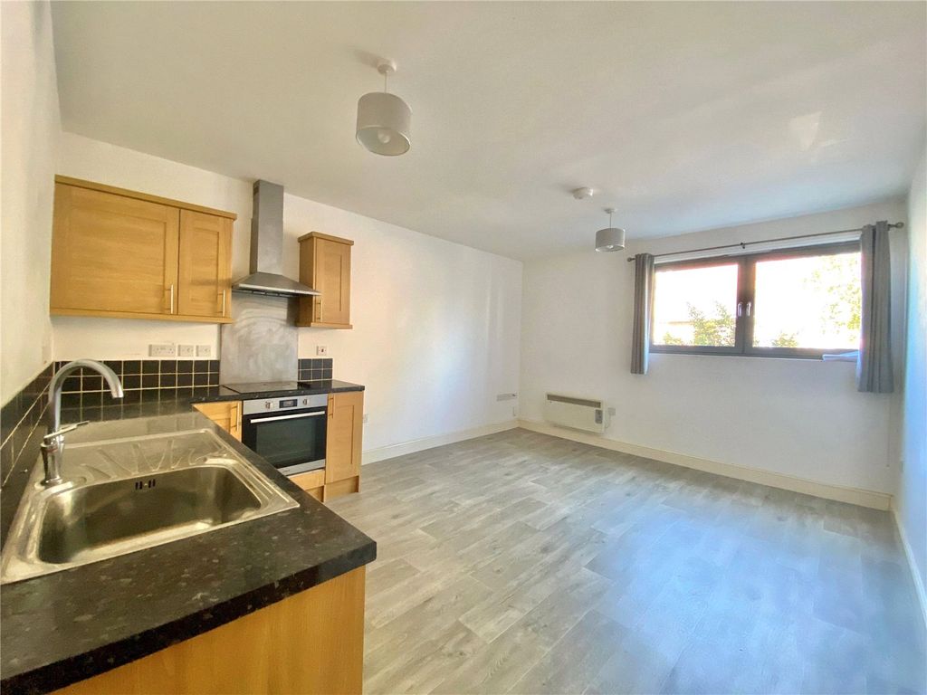 Property photo 2 of 10 Picture No. 09