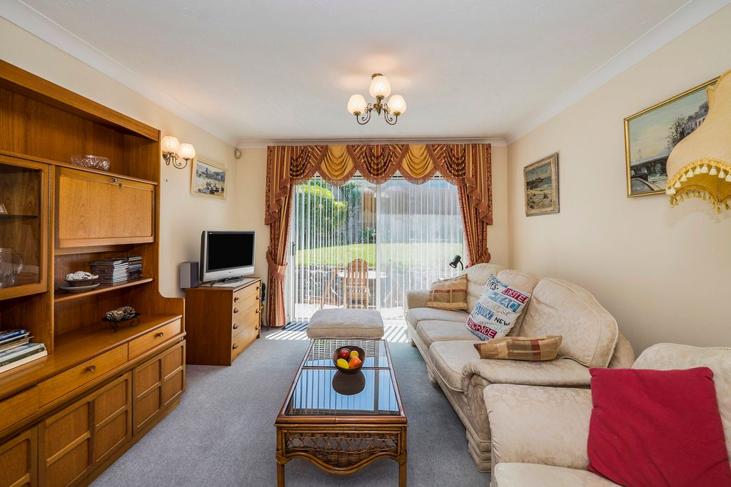 Property photo 3 of 22 Pbox-Img.Jpg