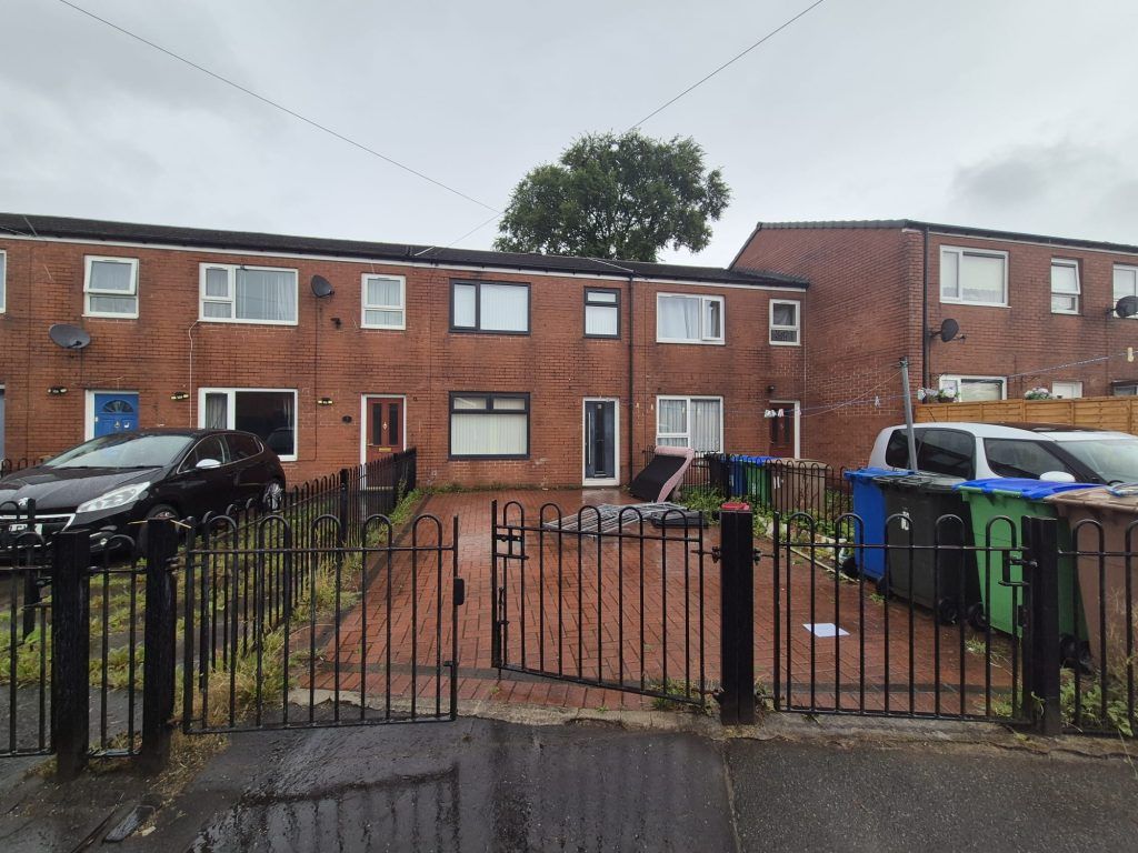 Property photo 1 of 1