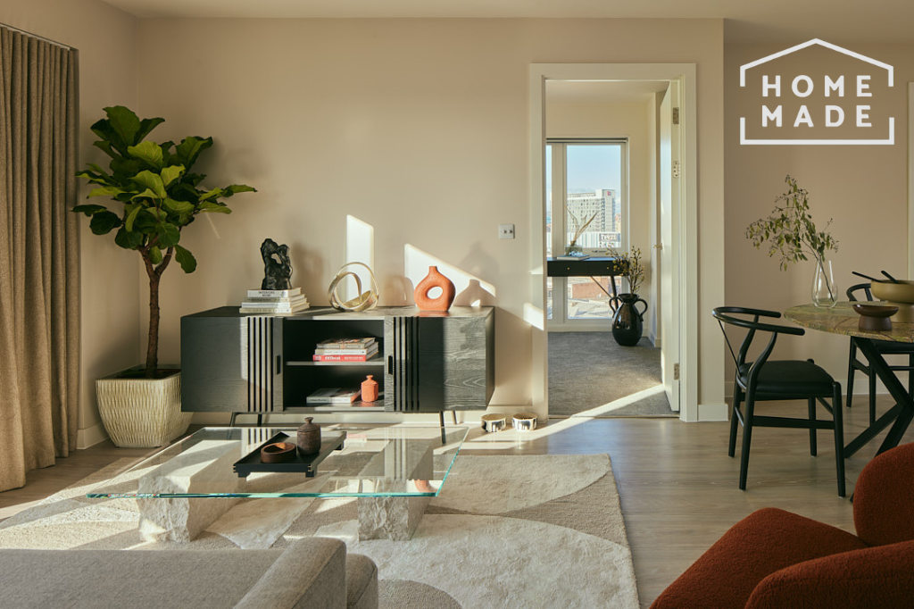 Property photo 1 of 13 E990d3Bdceedf4d78B1c78c41627