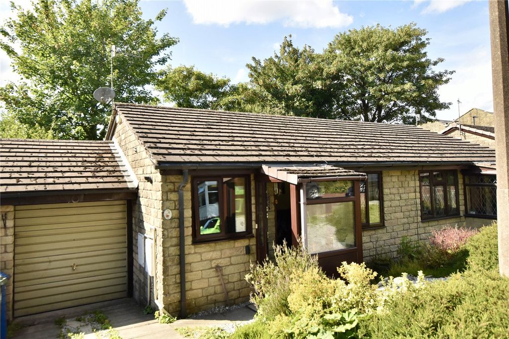 Property photo 1 of 10 Front Exterior