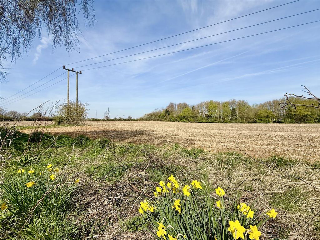 Property photo 3 of 12 Farmland Views