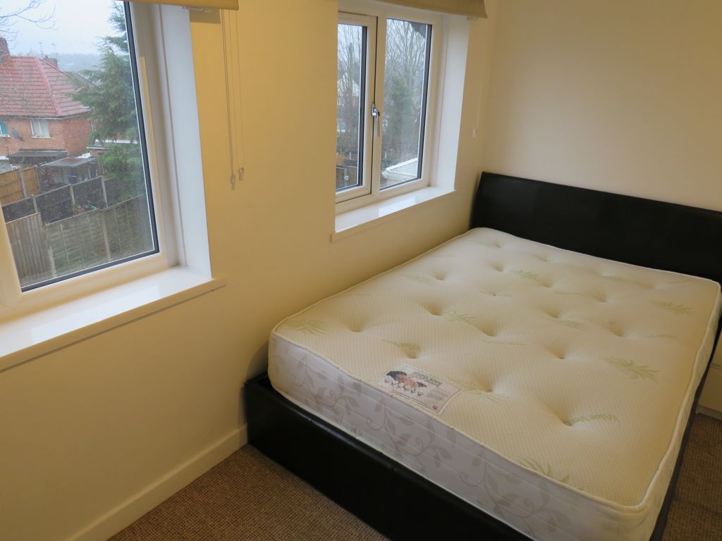 Property photo 1 of 3 Bedroom 1