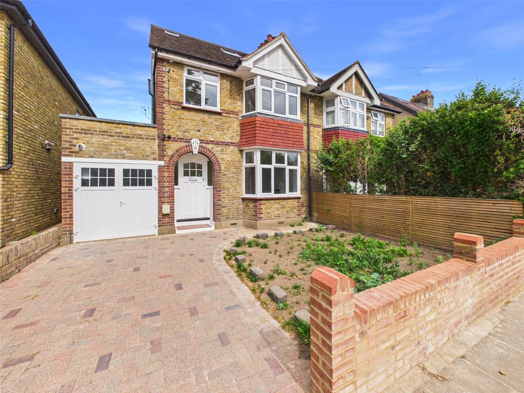 Property photo 1 of 17 Picture No. 25