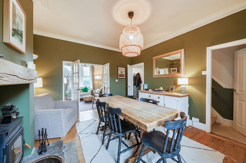 Property photo 3 of 18 1374450-6-6904926...