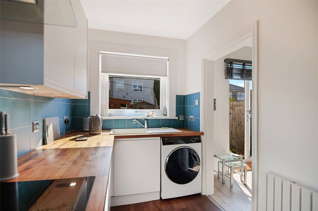 Additional image 4 of 3 bed flat for saleKingsbridge Drive, Rutherglen, Glasgow, South Lanarkshire G73