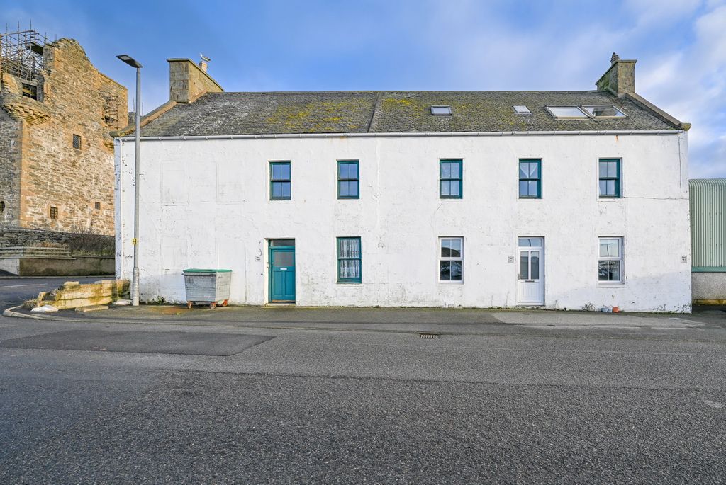 Property photo 2 of 49