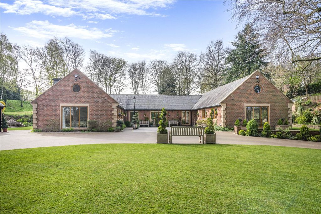 Property photo 1 of 24 Picture 1