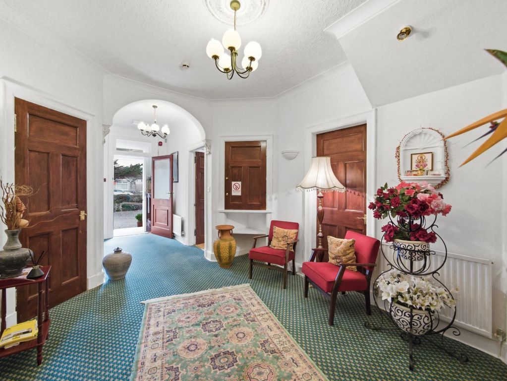 Property photo 2 of 27 Picture 2