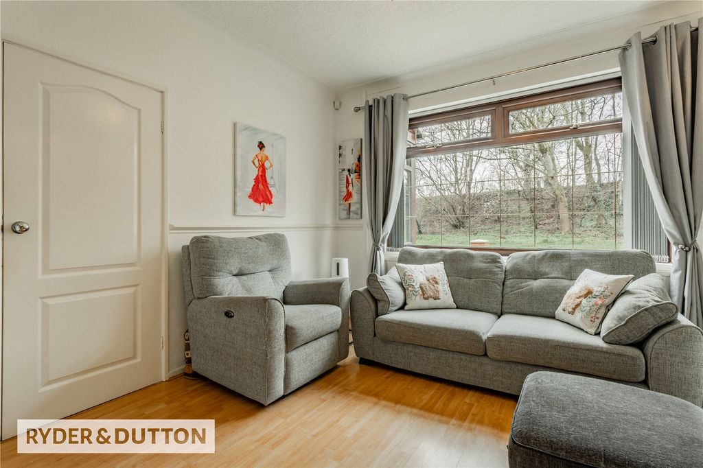 Property photo 3 of 27 Picture No. 11