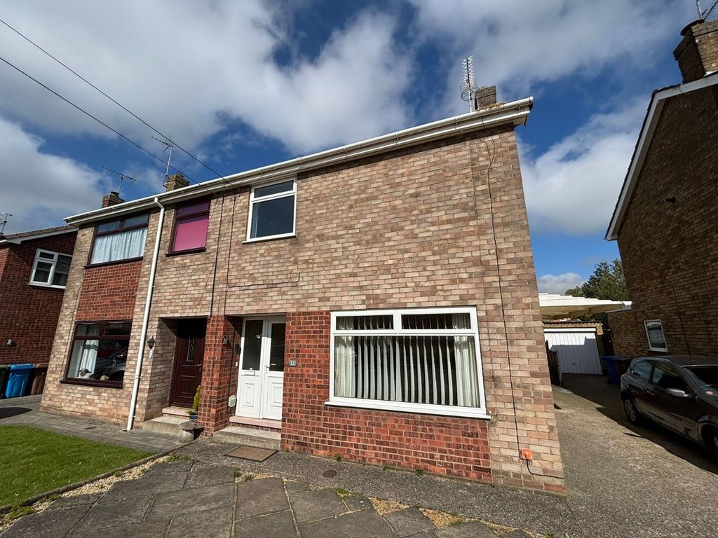 Property photo 1 of 10 External