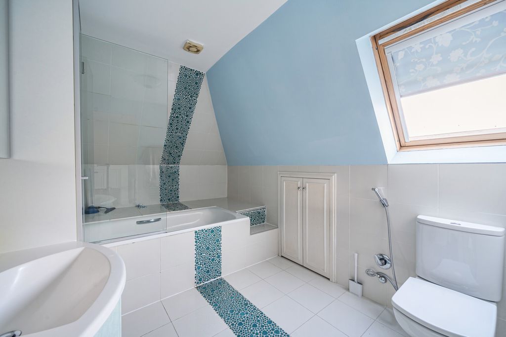 Additional image 12 of 6 bed detached house for saleChiltern Road, Pinner, Middlesex HA5
