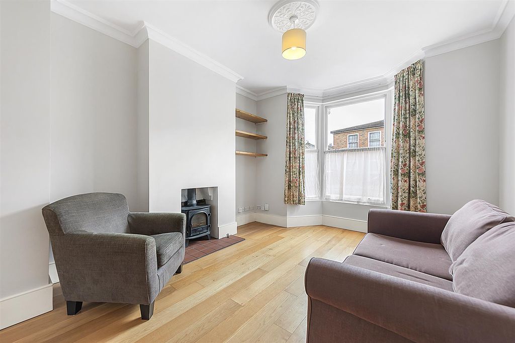 Property photo 2 of 18