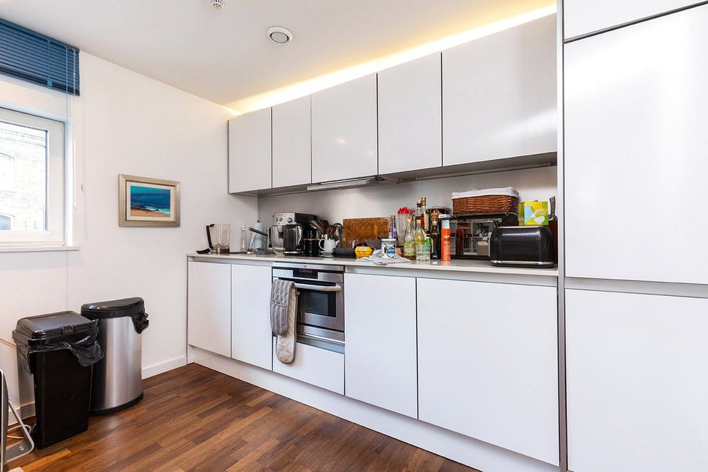 Property photo 3 of 11 Open Plan Kitchen