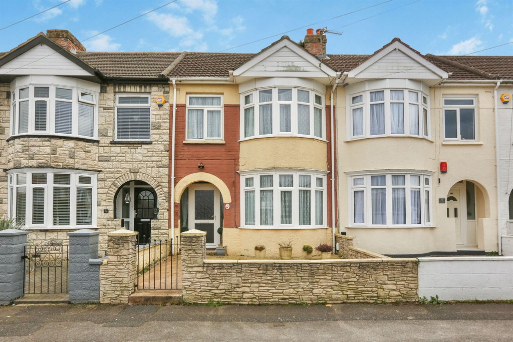 Property photo 1 of 17
