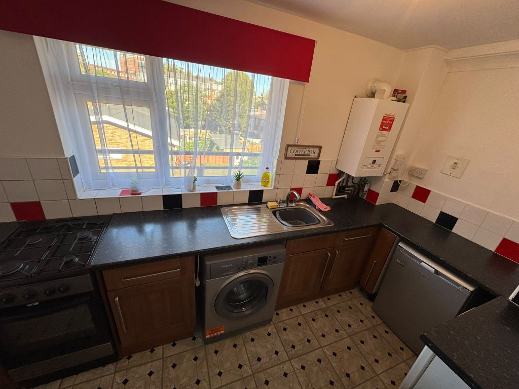 Property photo 3 of 16
