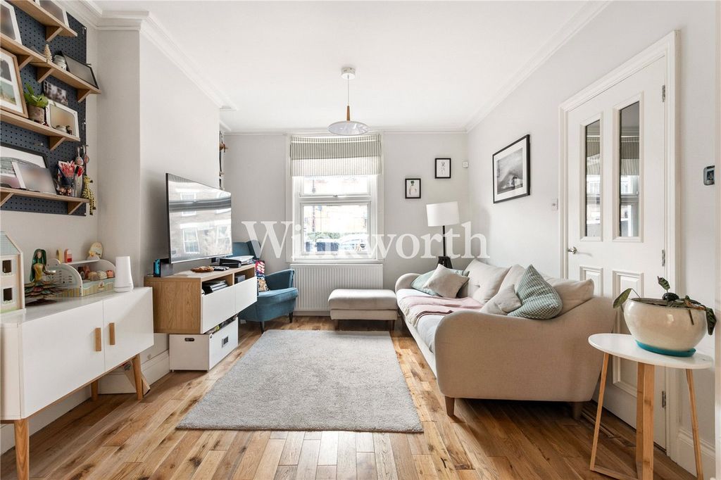 Property photo 3 of 20 Picture No. 19