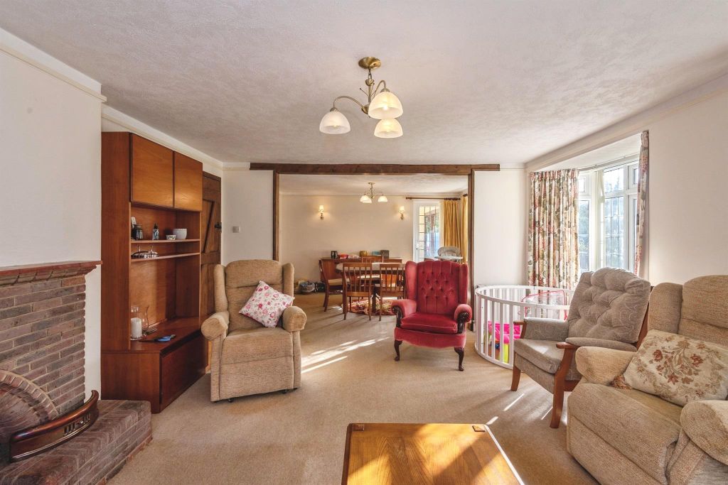 Property photo 3 of 17