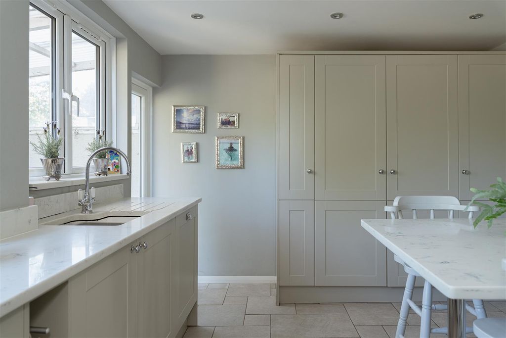 Property photo 3 of 17 7.Jpg