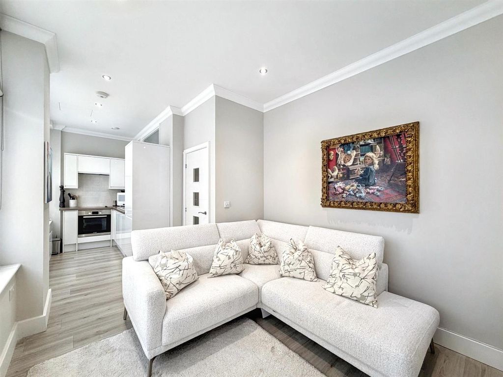 Property photo 2 of 9 3 (96).Jpg