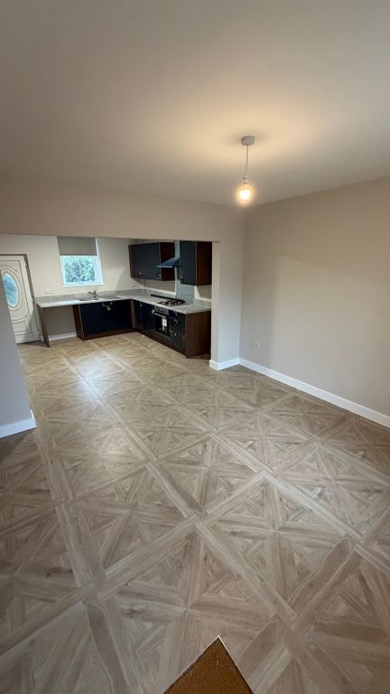 Property photo 1 of 15 Photo 0