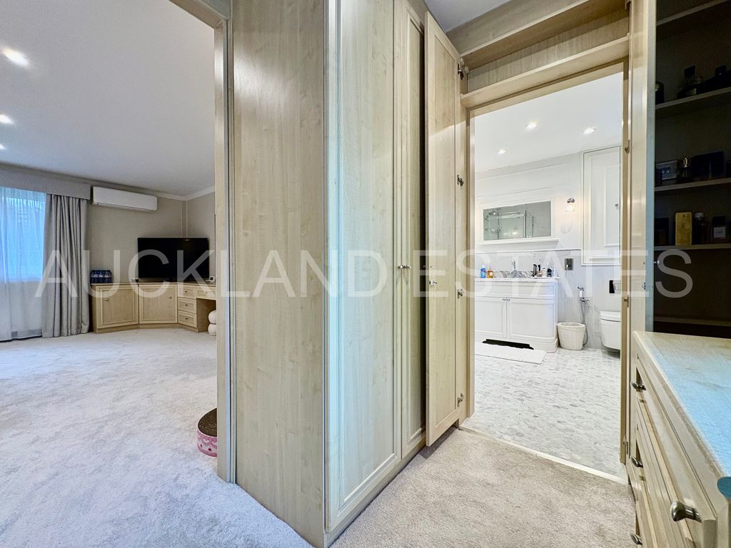 Additional image 21 of 5 bed detached house for saleFoxes Lane, Brookmans Park AL9