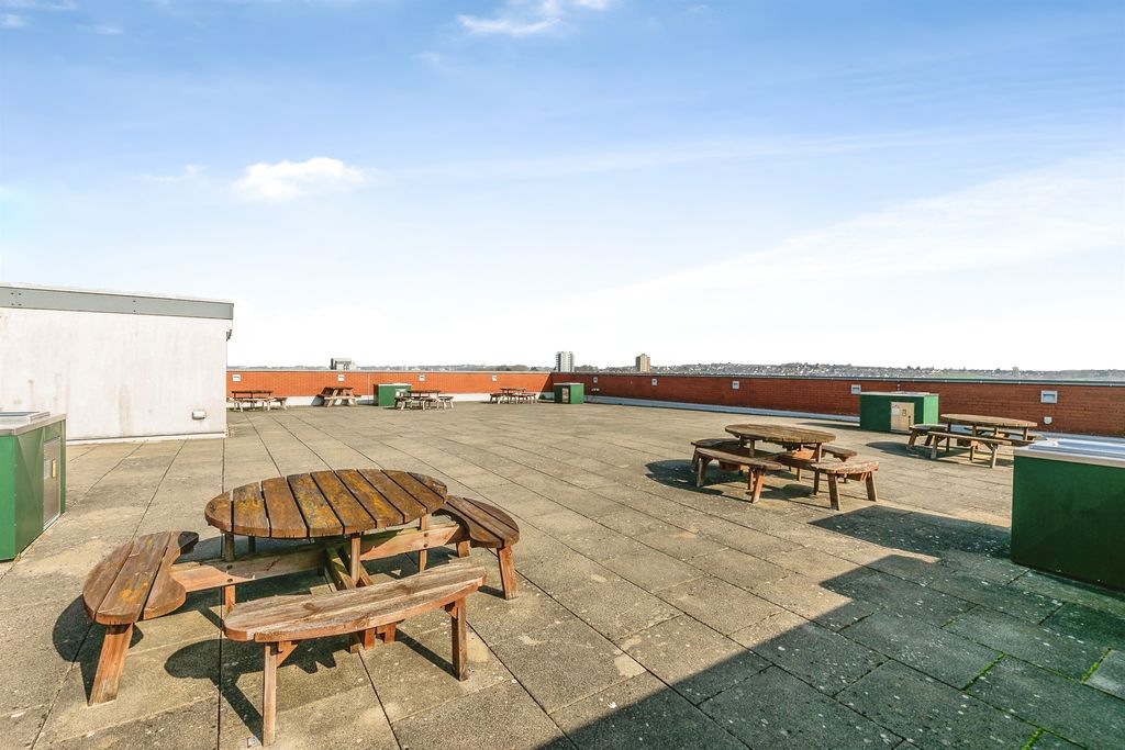 Property photo 3 of 20