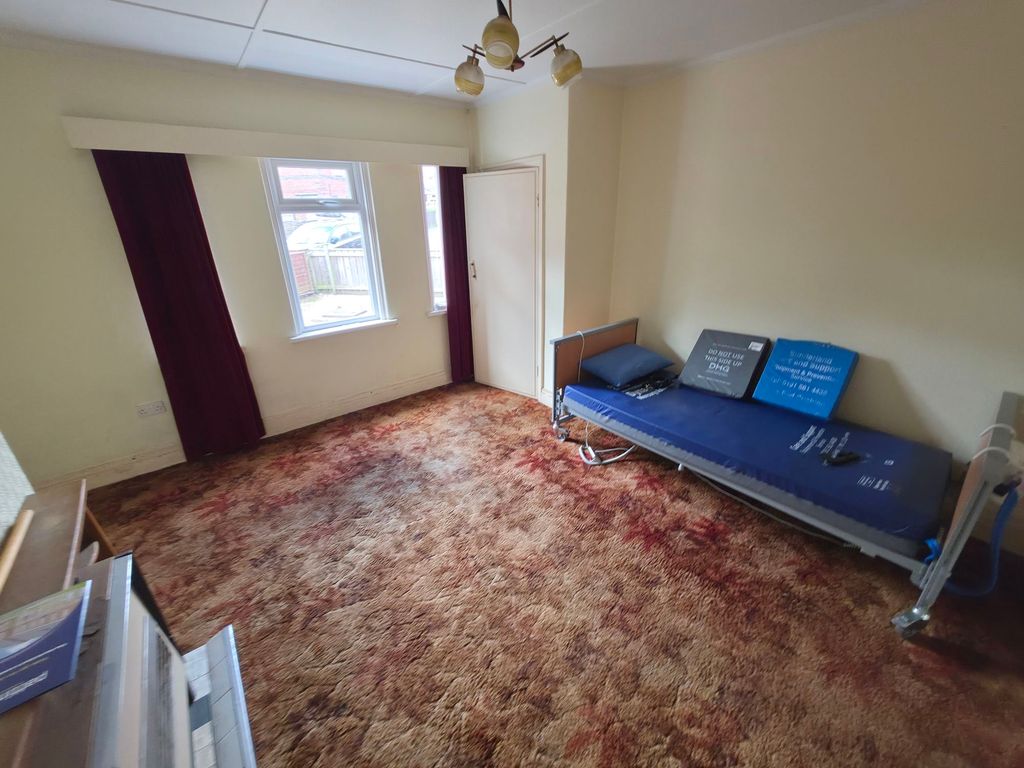 Property photo 3 of 13