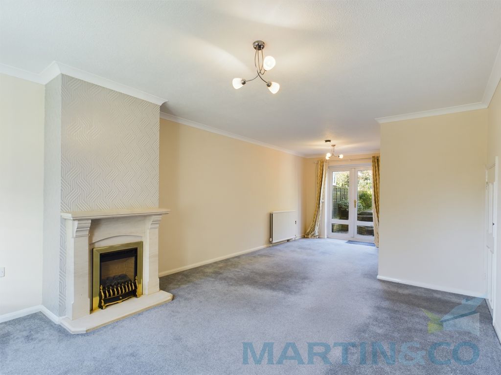 Property photo 3 of 10 Cam01059G0-Pr0226-Still010