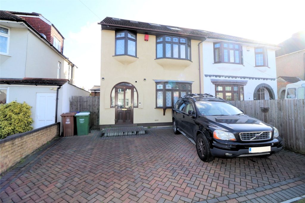 Property photo 1 of 25 Picture No. 11