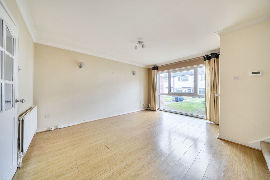 Property photo 3 of 17 1466502-10-6A0Da0...