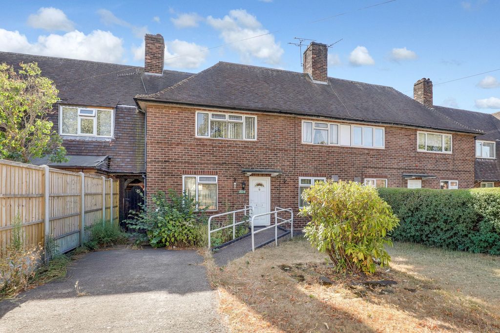 Property photo 1 of 11