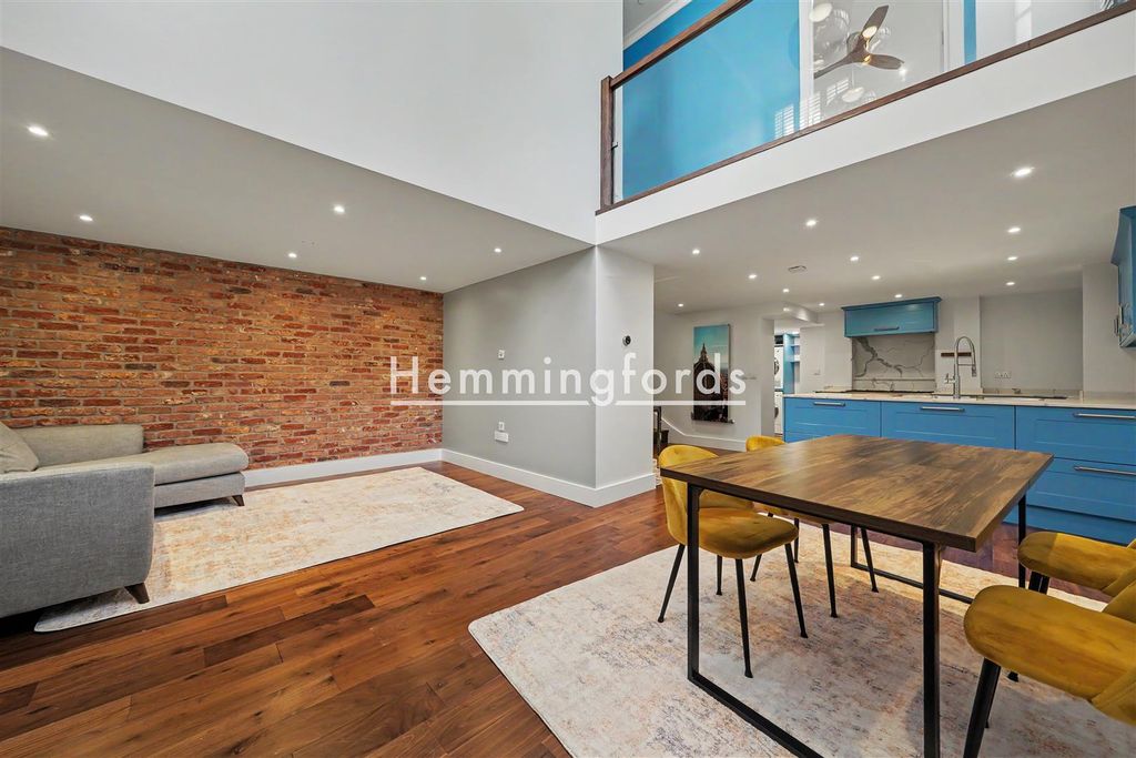 Property photo 1 of 15 City Garden Row N1-8.Jpg
