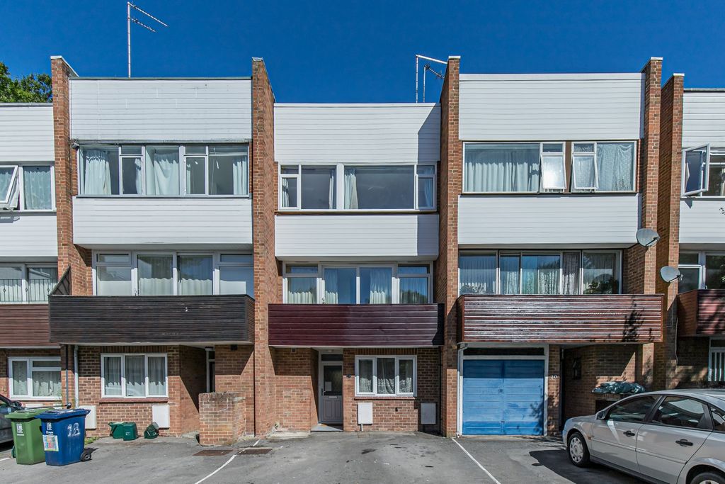 Property photo 1 of 14 Main