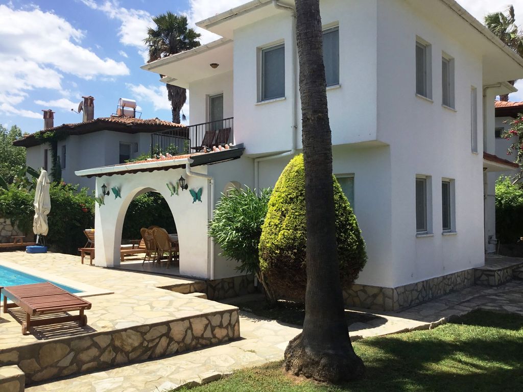 Property photo 3 of 26 A Charming Traditional Dalyan Property For Sale - Pretty Gardens And Terraces