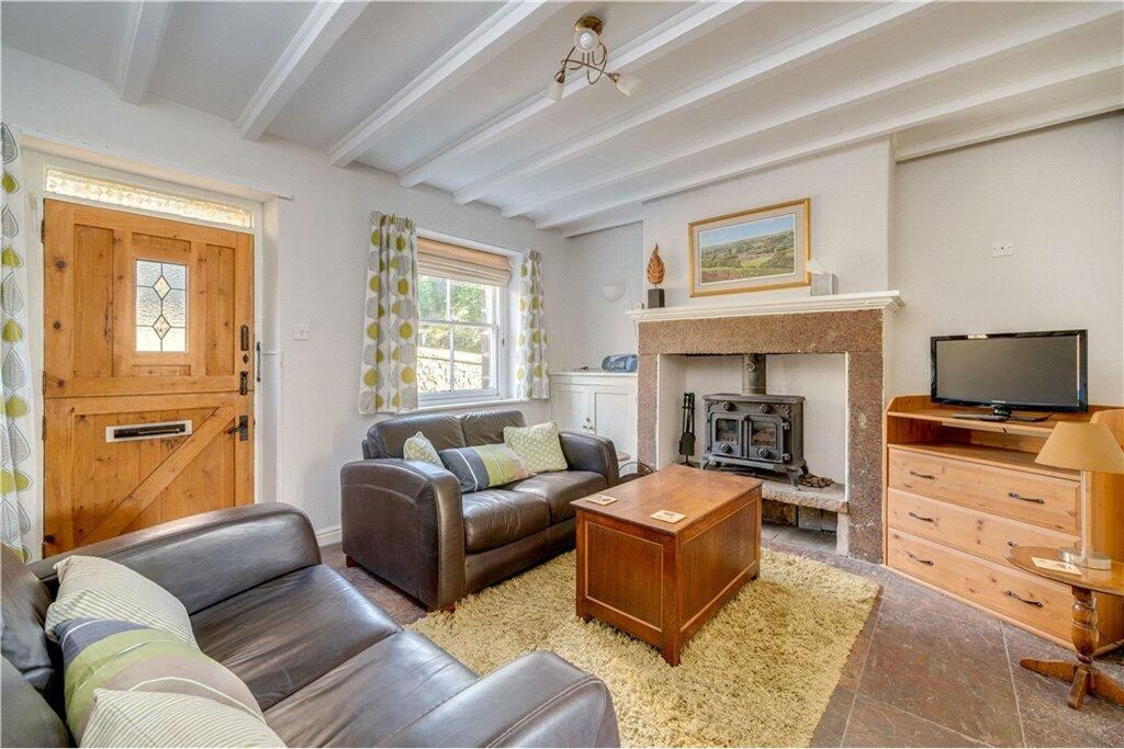 Property photo 2 of 13