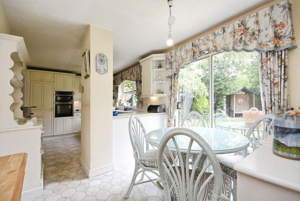 Additional image 7 of 4 bed detached house for saleNotley Green, Braintree, Essex CM77